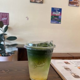 ✔Matcha Sparkling Yuzu