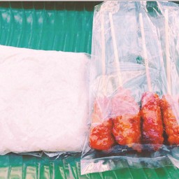 Sat 1 หมูปิ้ง 4 ไม้+ข้าวเหนียว 1 ห่อ (ล)
