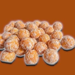 ขนมไข่หงส์ไส้เค็ม (ถั่วเหลือง)  คลุกน้ำตาล