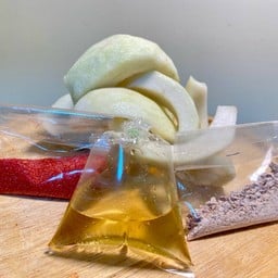 ฝรั่งแช่บ๊วย บ้านพักตำรวจ ตลาดองค์การโทรศัพท์