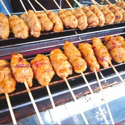 หมูปิ้งนมสด