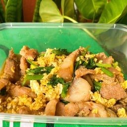 กับข้าว ตามสั่งสามชั้นอาบแดด