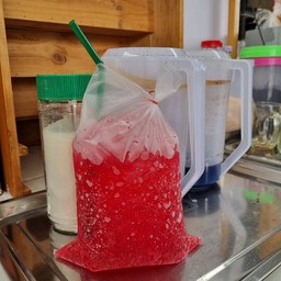 แดงโซดามะนาว