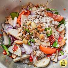 ยำวุ้นเส้นหมูสับหมูยอจี๊ดๆ