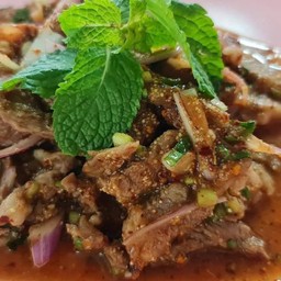 น้ำตกเนื้อ