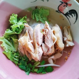 ใหม่--ก๋วยเตี๋ยวเนื้อไก่สับ