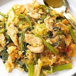 สุกึ้แห้งไก่