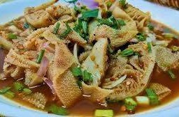 ข้าวเครื่องแกงผ้าขี้ริ้ว