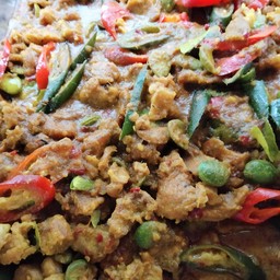 ผัดเผ็ดหมูกับสะตอ
