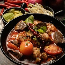 เกาเหลา น้ำเงี้ยว