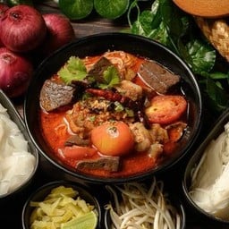 น้ำเงี้ยวกระดูกอ่อนหมู