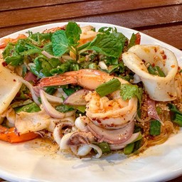 ลาบวุ้นเส้นทะเล