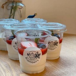 Strawberry Panna cotta🍓