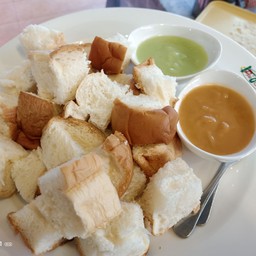 ขนมปังนึ่งสังขยา