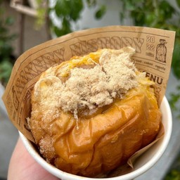 ปังไก่หยองน้ำสลัดไส้ทะลัก