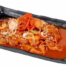 ข้าวหน้าหมูผัดกิมจิ Stir Fried Kimchi with Pork