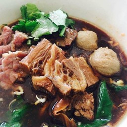 เลือกเส้นได้ หมี่ขาว เล็ก ใหญ่ หมี่เหลือง วุ้นเส้น