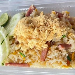 ข้าวผัดแฮม-หมูหยอง