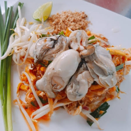 ผัดไทยหอยนางรม