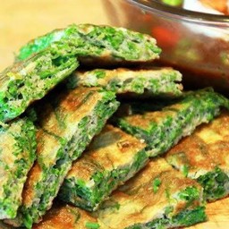 ข้าวชะอมไข่ทอด+น้ำพริกกะปิ