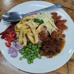 ข้าวคลุกกะปิ