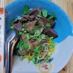 ก๋วยเตี๋ยวเป็ดตุ๋นตาชั่ง