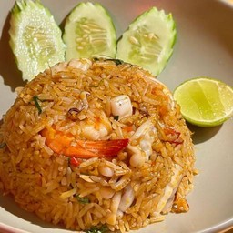 ข้าวผัดต้มยำ