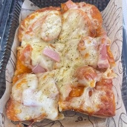 [อร่อยซ่ากับโค้ก] ปังโทสต์ ไส้กรอก แฮม ชีส (ชุด 2 แผ่น) +  โค้ก ไม่มีน้ำตาล (กระป๋อง) 