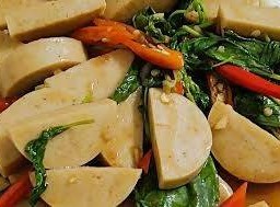 ข้าวกระเพราหมูยอ