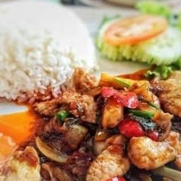 หมูผัดพริกเผา ราดข้าว