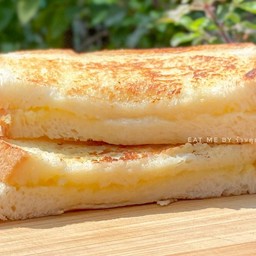 เนย-นม 2 ชิ้น