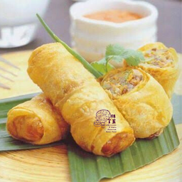 ผักรวมเห็ดหอมห่อฟองเต้าหู้ทอด 5 ชิ้น