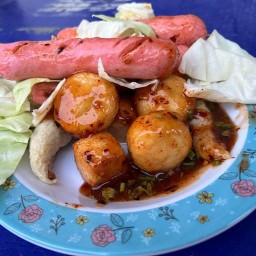 ลูกชิ้นทอด&ขนมปังปิ้ง