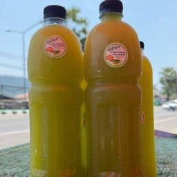 น้ำอ้อยคั่นสด 100% Sugar Cane