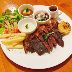 สเต็กเนื้อวัว(พิคานย่า)