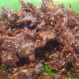 เนื้อสวรรค์ 2ขีดครึ่ง