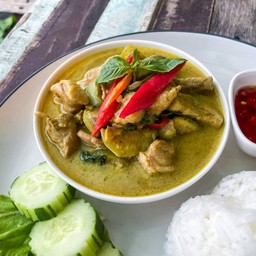 ข้าวแกงเขียวหวานไก่