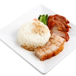 ข้าวหมูแดง กับหมูกรอบ