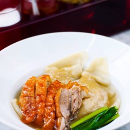 เกี๊ยวจัมโบ้หน้าเป็ดย่างฮ่องกง