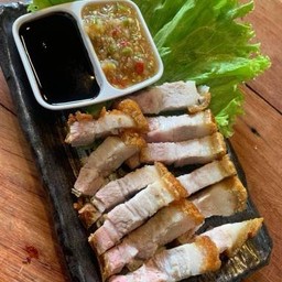 หมูกรอบล้วน
