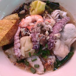 ก๋วยเตี๋ยวน้ำใส