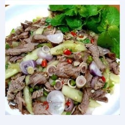 พล่าเนื้อ