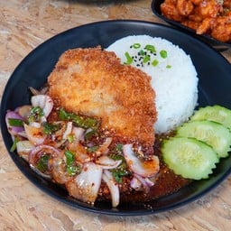 ข้าวปลาดอลลี่ยำแซ่บ - ฟรีมิโซะซุป