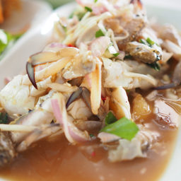 ยำปูม้า LM