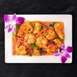 ผัดพริกเเกง (Stir-Fried Red Curry Paste )