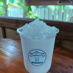 น้ำมะพร้าวปั่นนมสด + วุ้นมะพร้าว