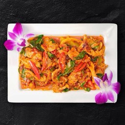 ผัดพริกเผา (Stir-Fried Chili Paste)