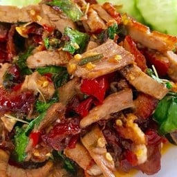 กระเพราเป็ดกับข้าว