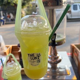 The sun น้ำอ้อยสด