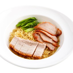 บะหมี่หมูแดง กับ หมูกรอบ